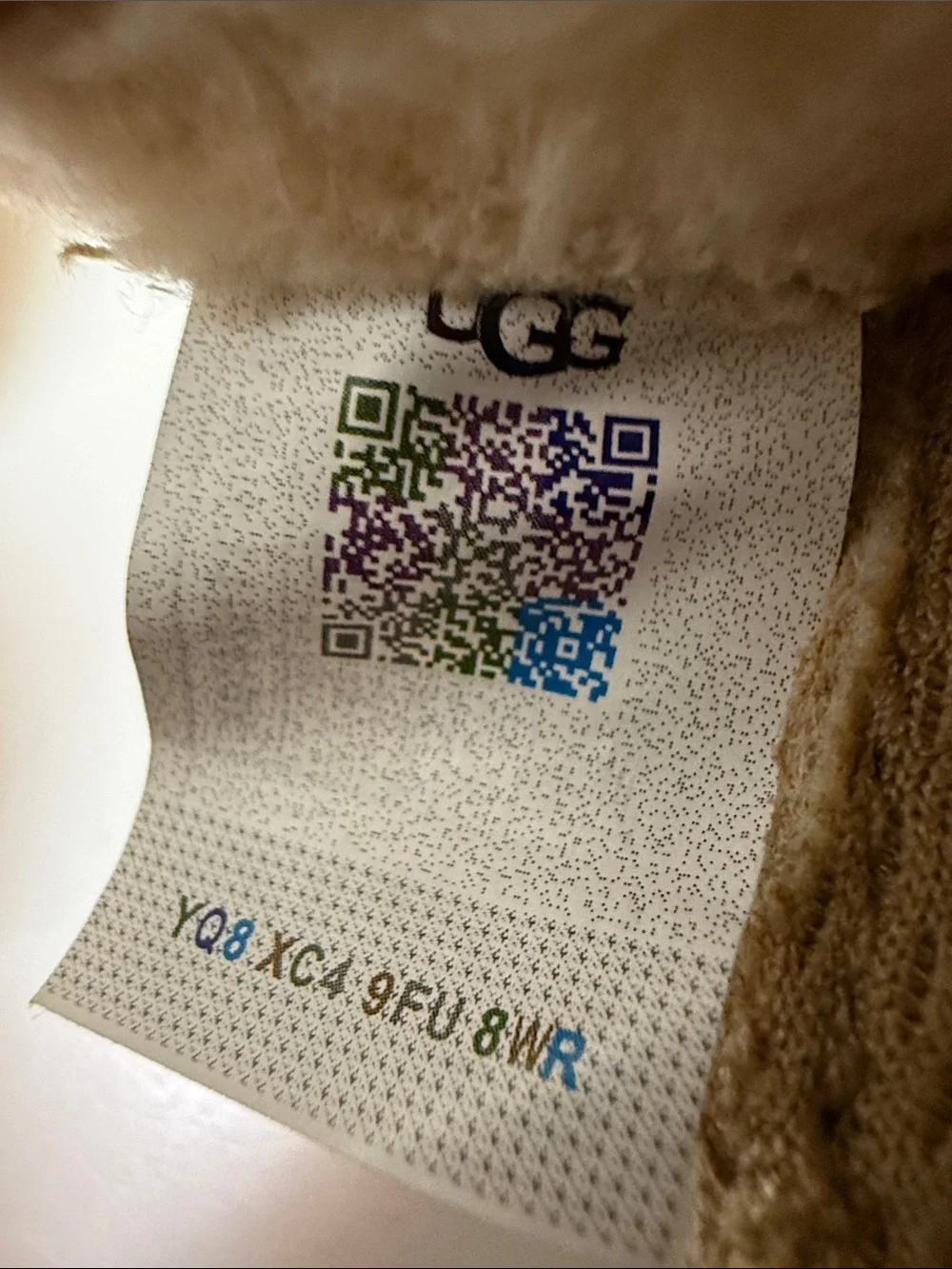 UGG Kids Sand Lowmel Lace-Up Sneakers - Size 4